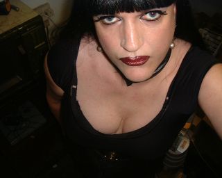 If you have a MySpace account, and would like to leave a comment on this picture, click on it now !